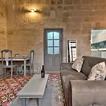 Gasthof Laparelli Suites: Luxury 3 Valletta