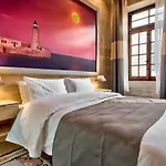 Laparelli Suites: Luxury 3 Gasthof