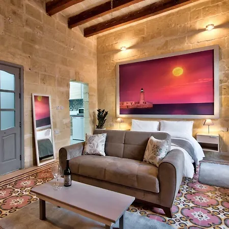 Laparelli Suites: Luxury 3 Guest house
