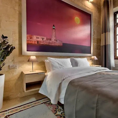Laparelli Suites: Luxury 3 Guest house *